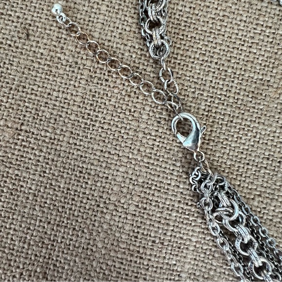 Mixed metal chain link statement necklace metallic flower faux pearl petal long - Picture 5 of 6